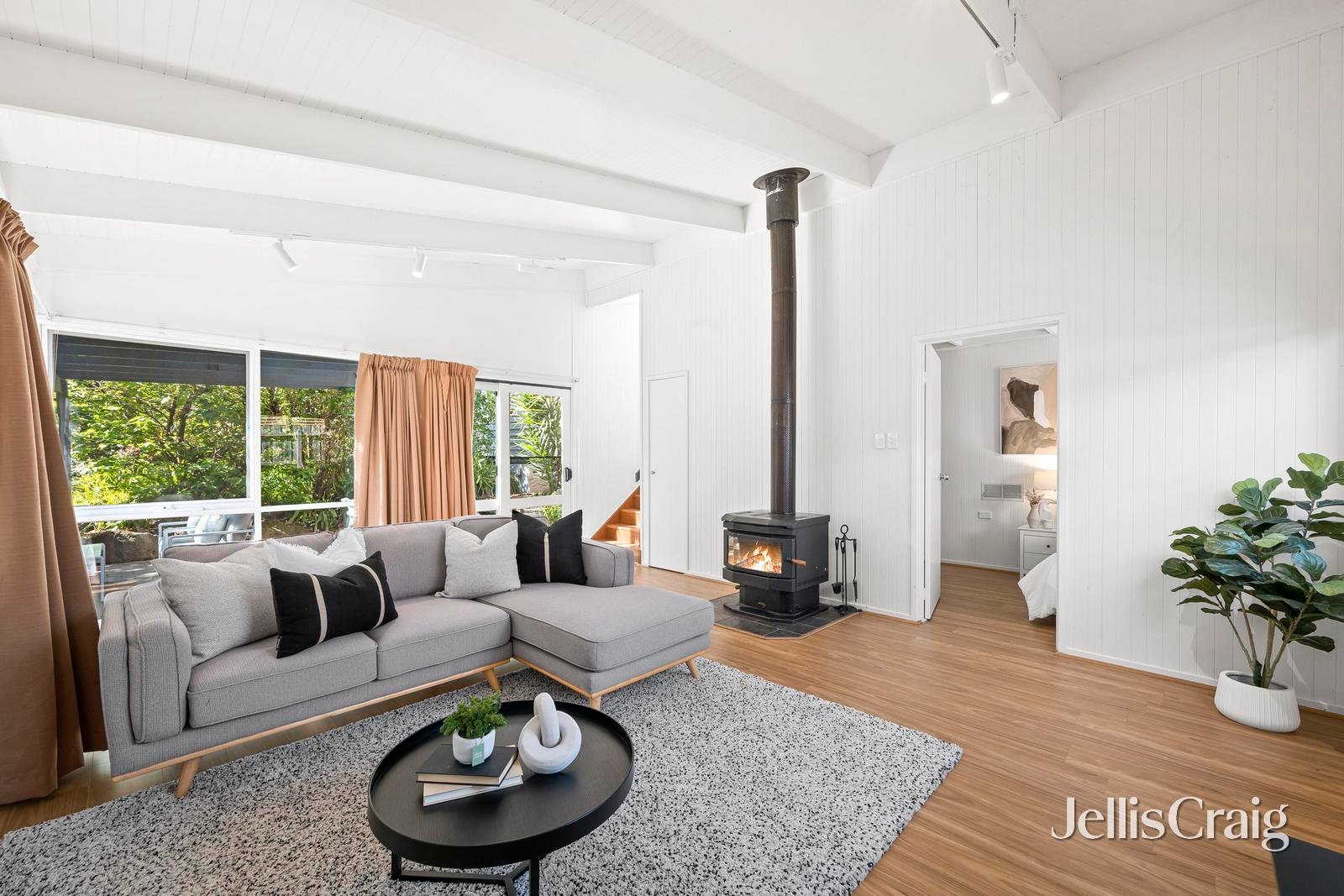 22 Fernhill Road, Mount Evelyn image 11