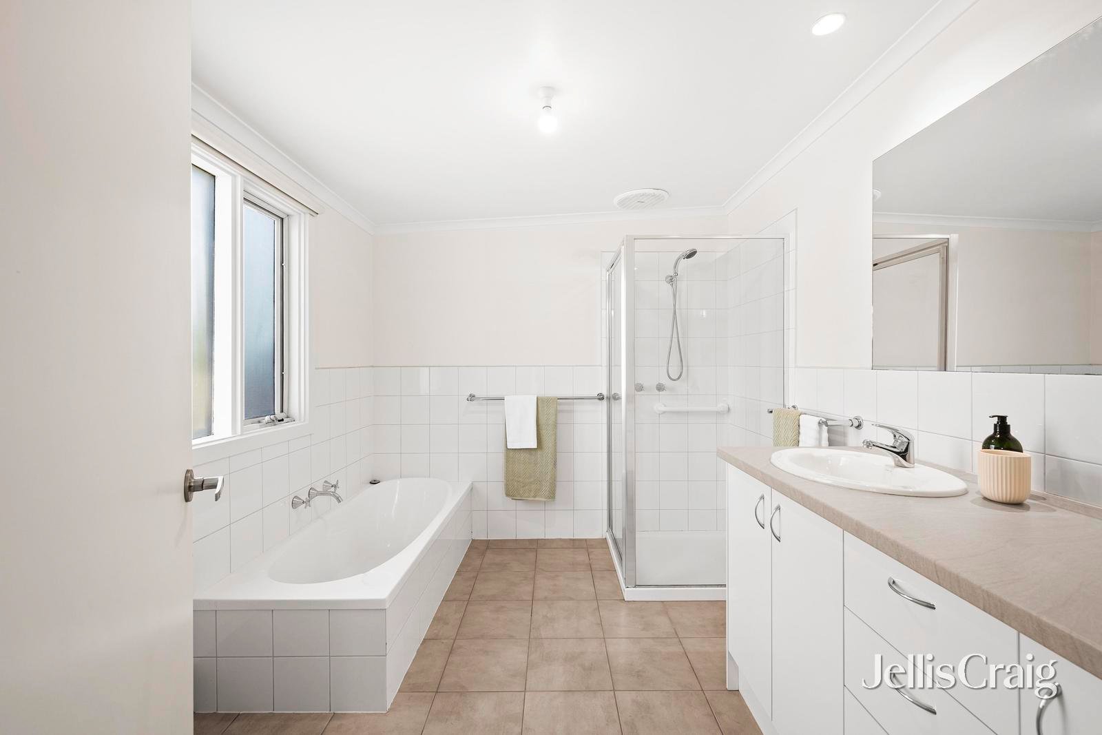22 Fernhill Road, Mount Evelyn image 17