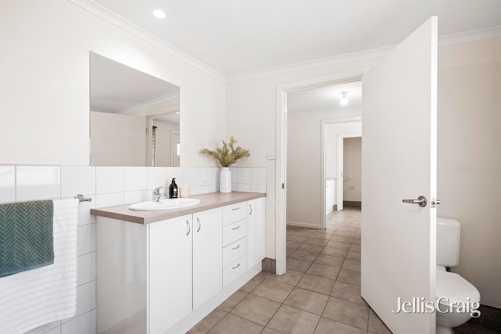 22 Fernhill Road, Mount Evelyn image 18