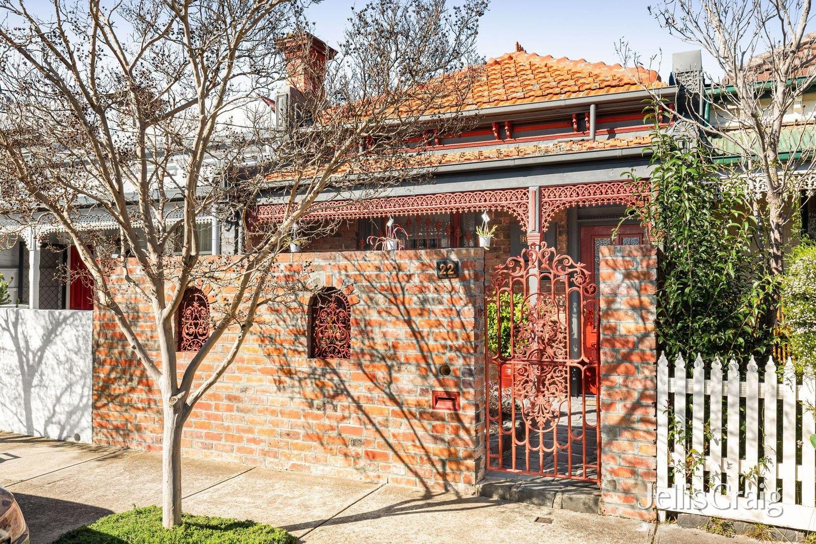 22 Gordon Grove, Northcote image 1