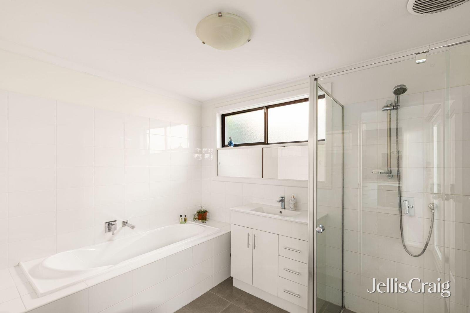 22 Gordon Grove, Northcote image 10