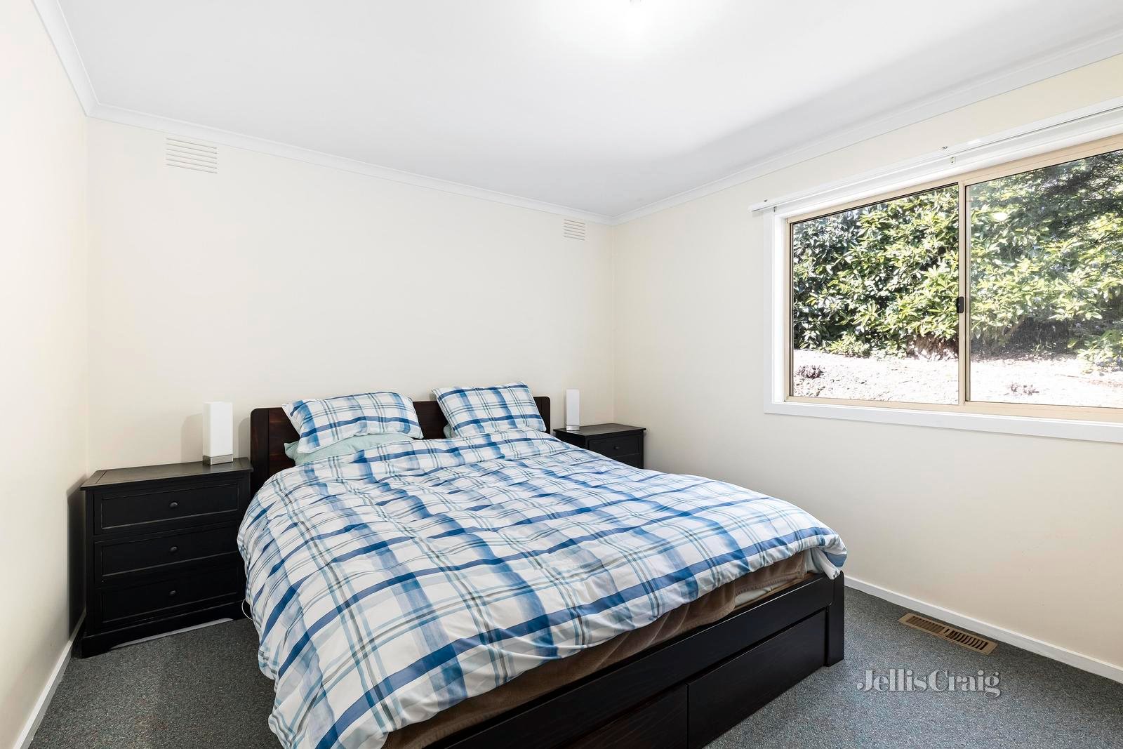 2/2 Gordons Road, Templestowe Lower image 4