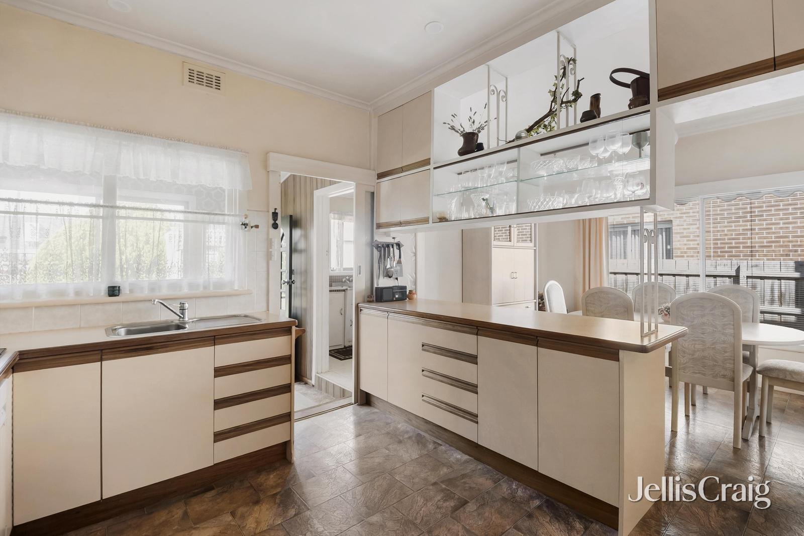 22 Gowrie Street, Bentleigh&nbsp;East image 3
