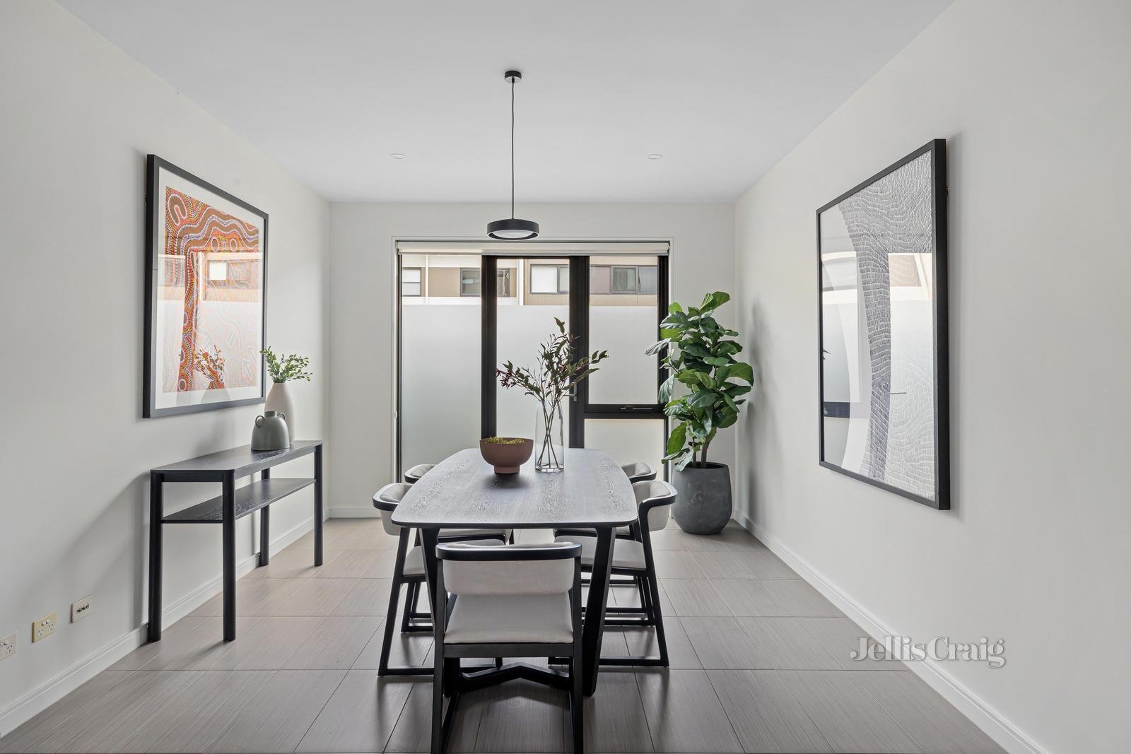 22 Graham Street, Albert Park image 4