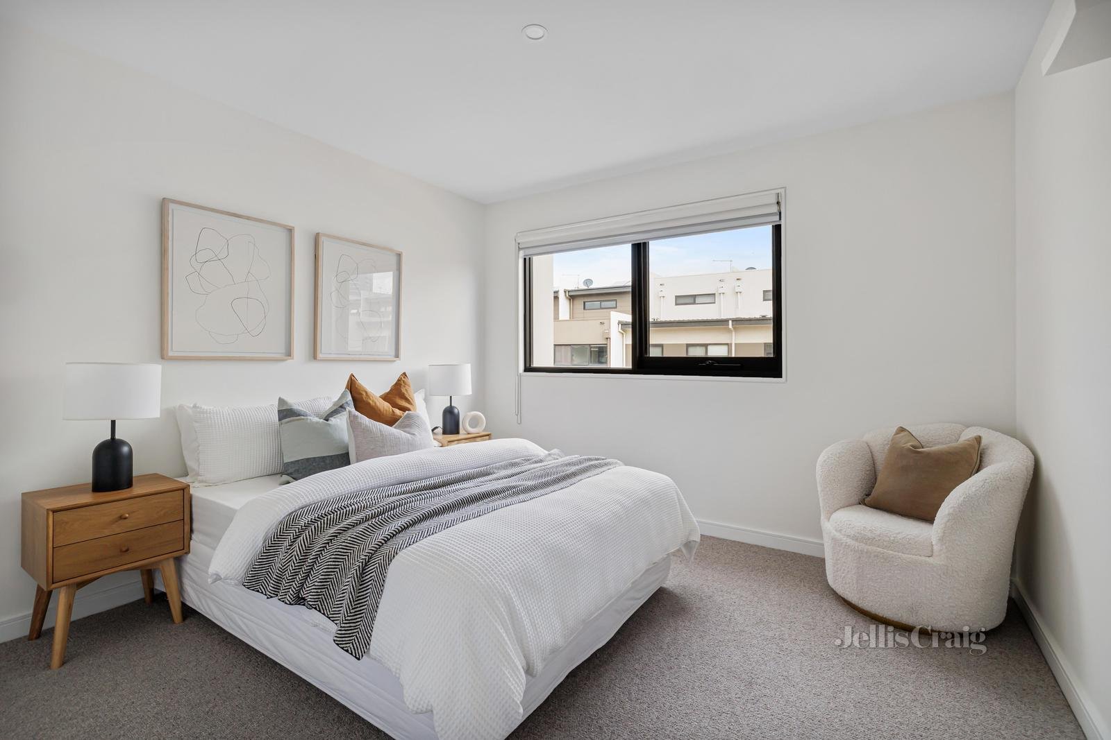 22 Graham Street, Albert Park image 10