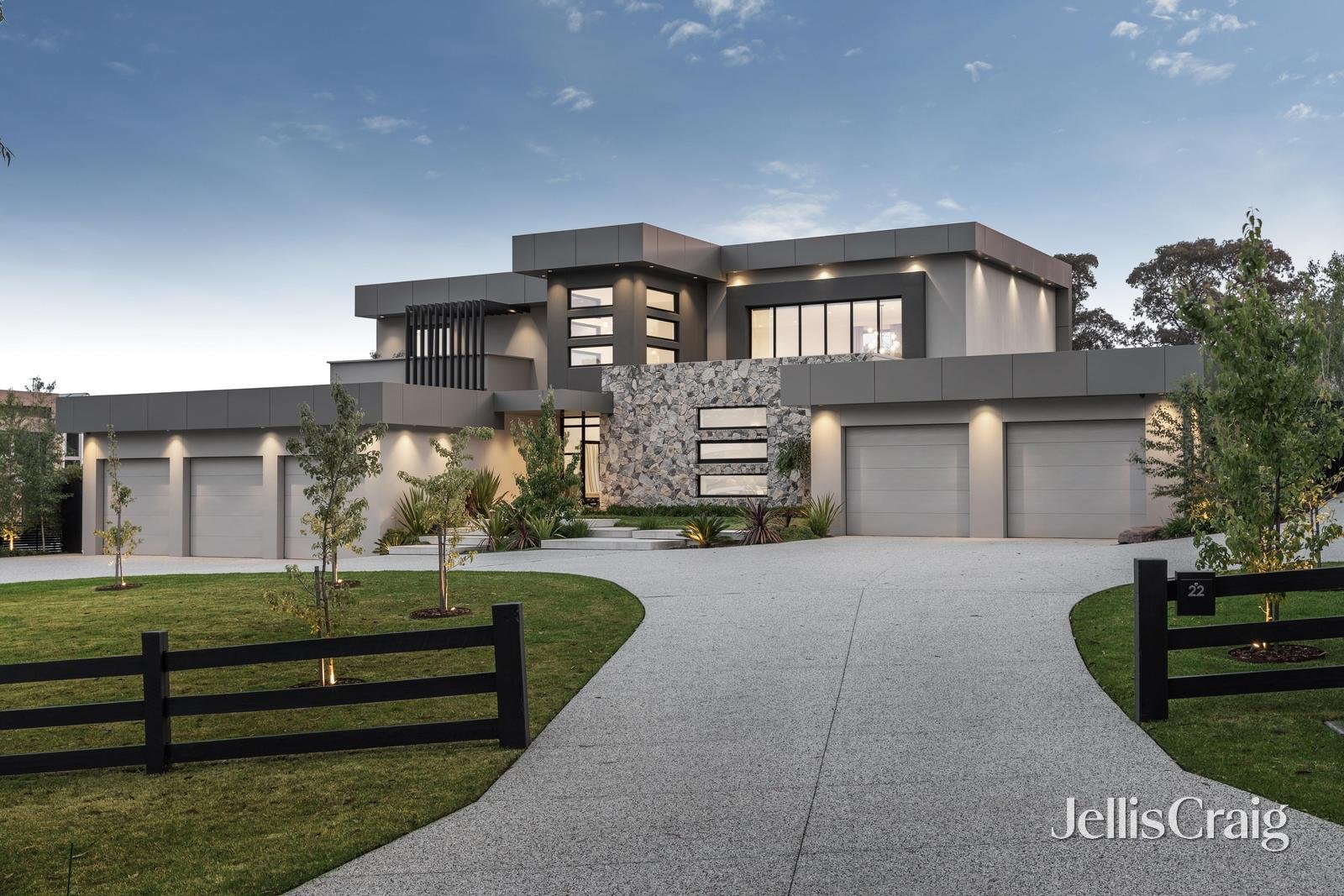 22 Grange Avenue, Plenty image 1