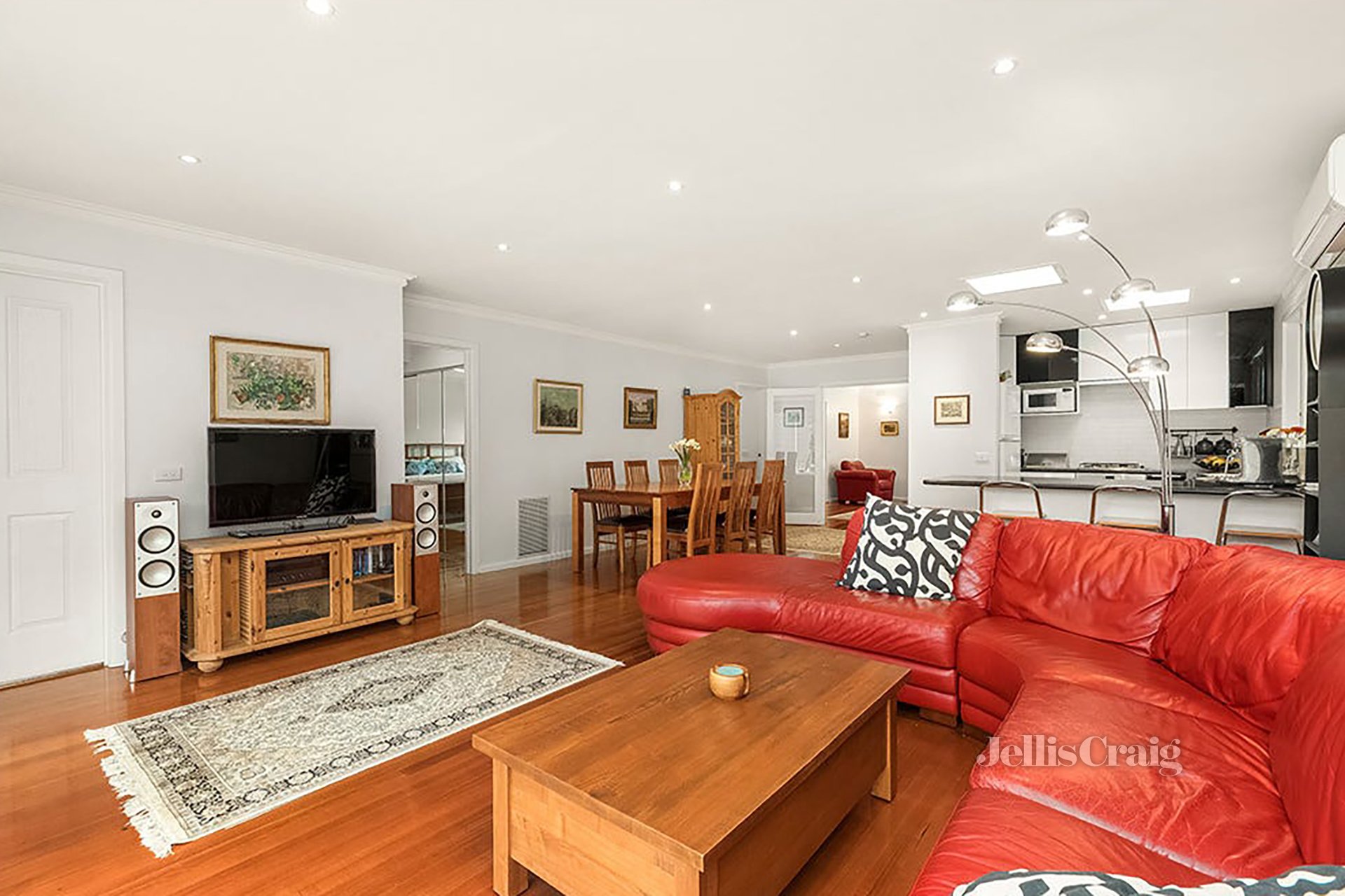 22 Greenways Road, Glen&nbsp;Waverley image 2