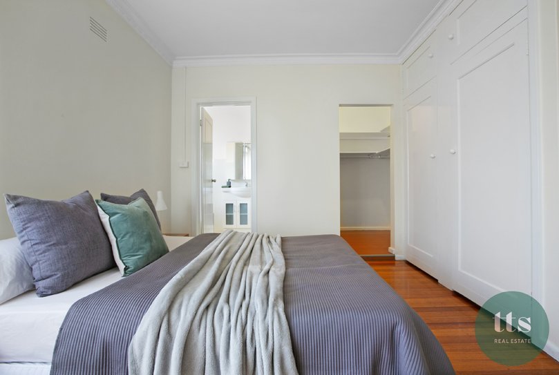 22 Grevillia Road, Oak Park image 10