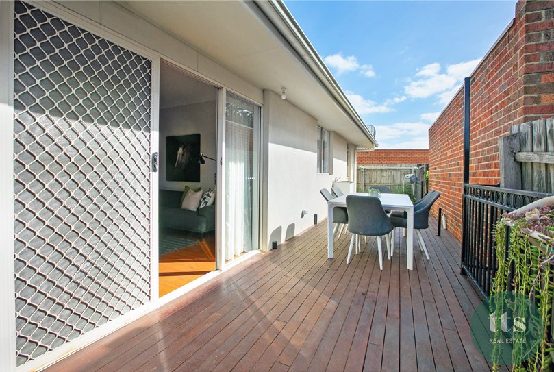 22 Grevillia Road, Oak Park image 19