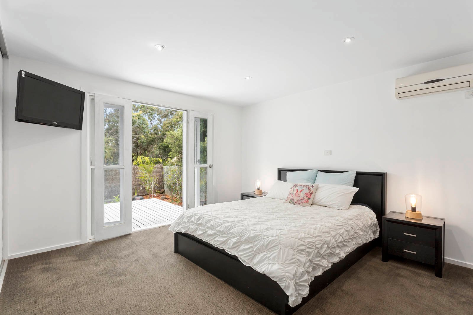 Property Gallery Thumbnail 7