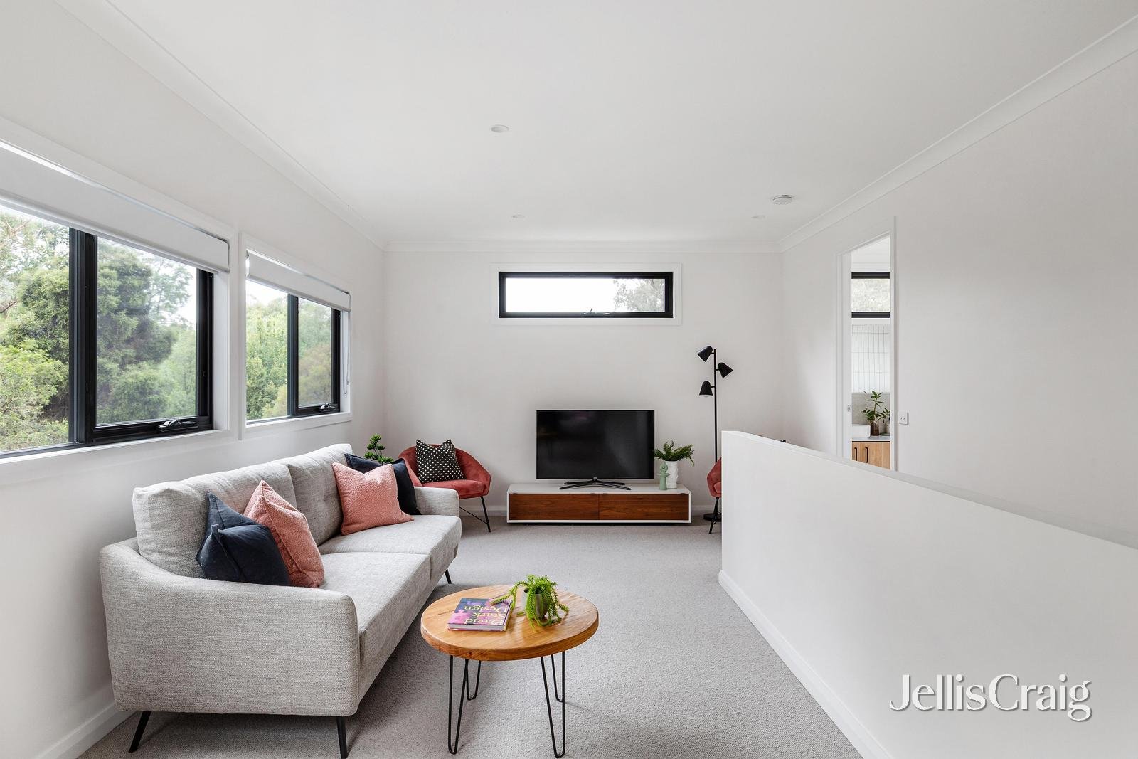 22 Haleys Gully Road, Hurstbridge image 8