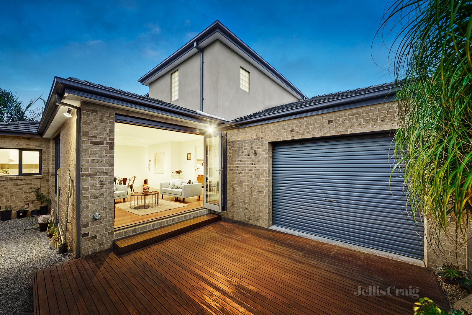 2/2 Halliday Street, Mount Waverley image 9