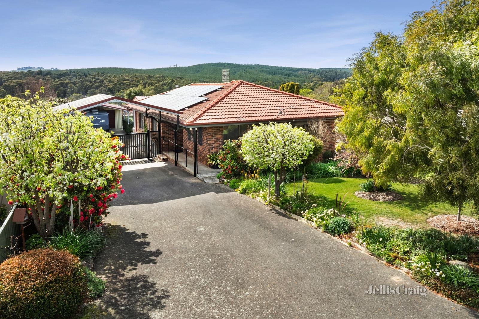 22 Hammon Street, Creswick image 1