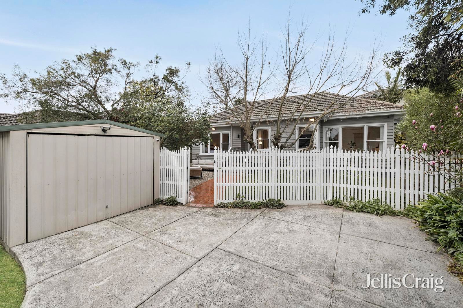 2/2 Haros Avenue, Nunawading image 2