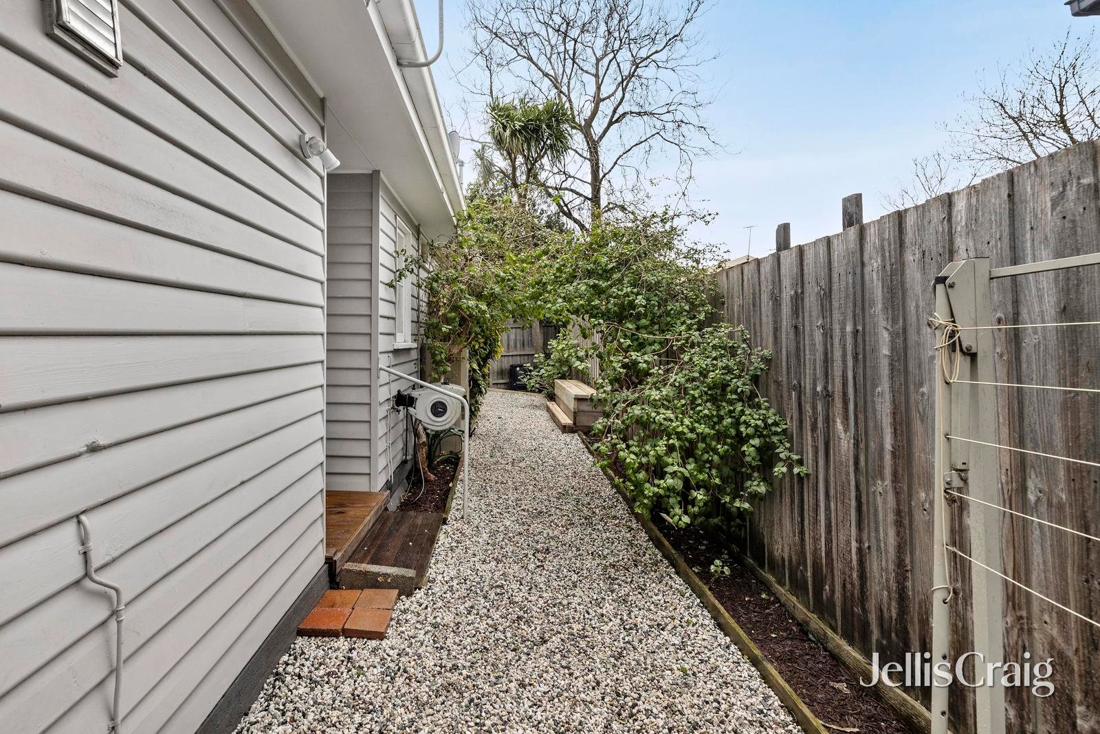 2/2 Haros Avenue, Nunawading image 12