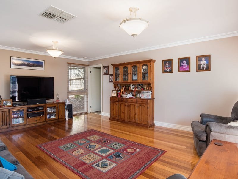 22 Heath Avenue, Mount Evelyn image 2