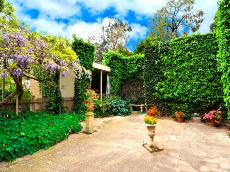 22 Heathfield Court, Newtown image 8
