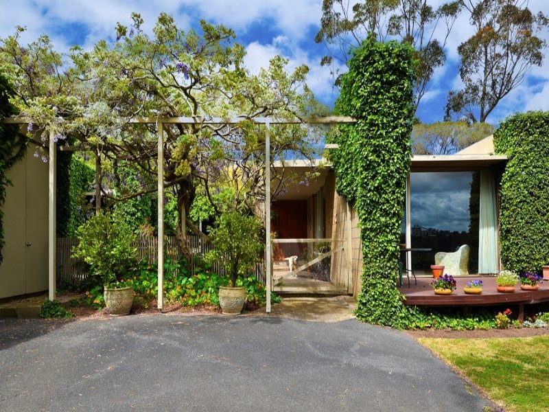 22 Heathfield Court, Newtown image 10