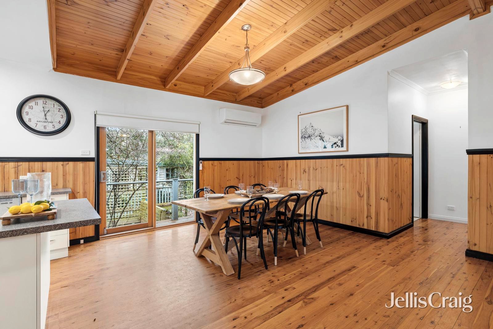 22 Hepburn Road, Daylesford image 2