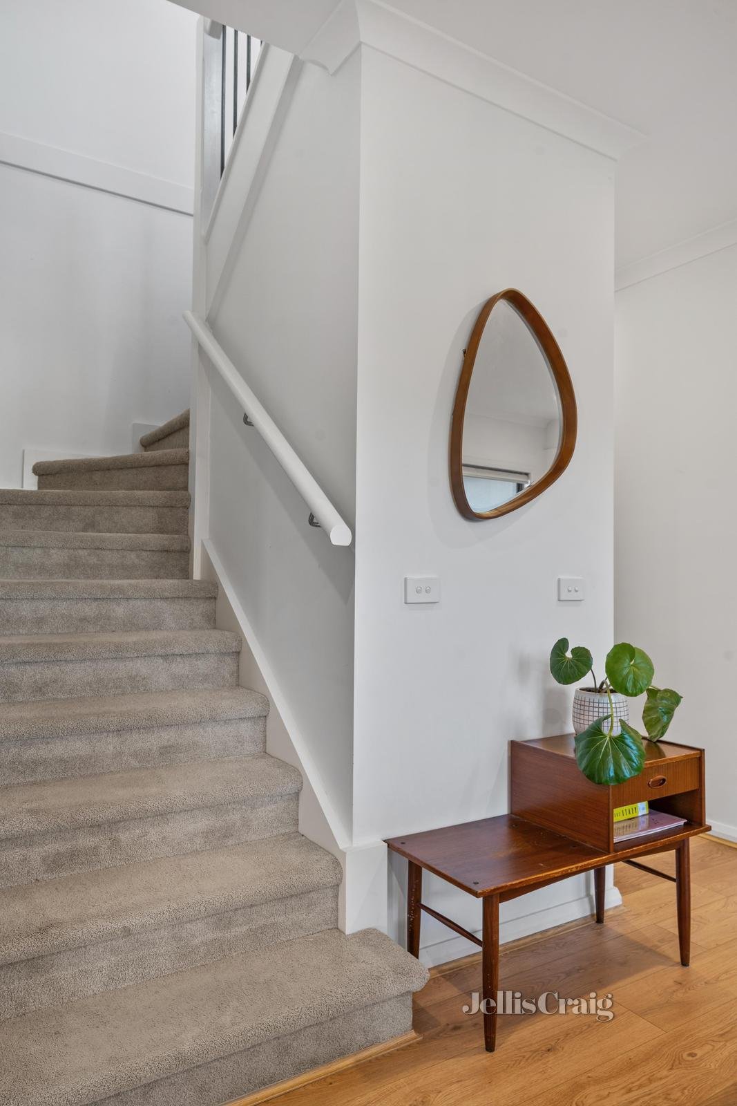 22 Herbert Street, Mount Waverley image 7