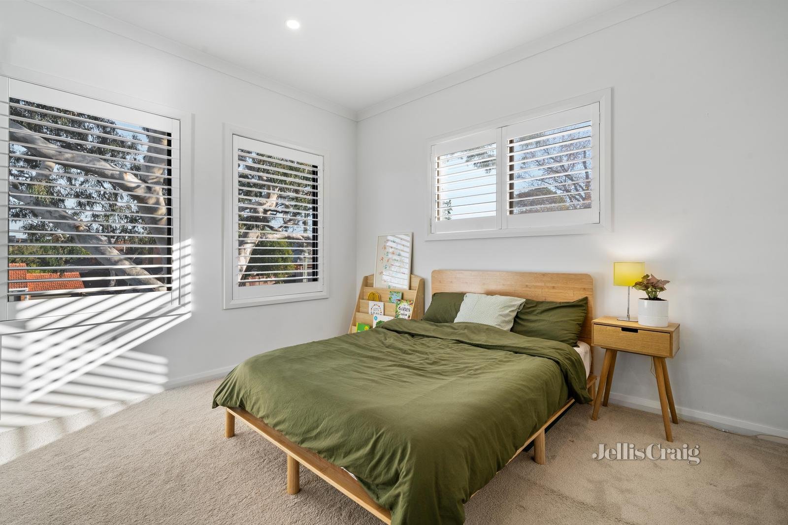 22 Herbert Street, Mount Waverley image 8