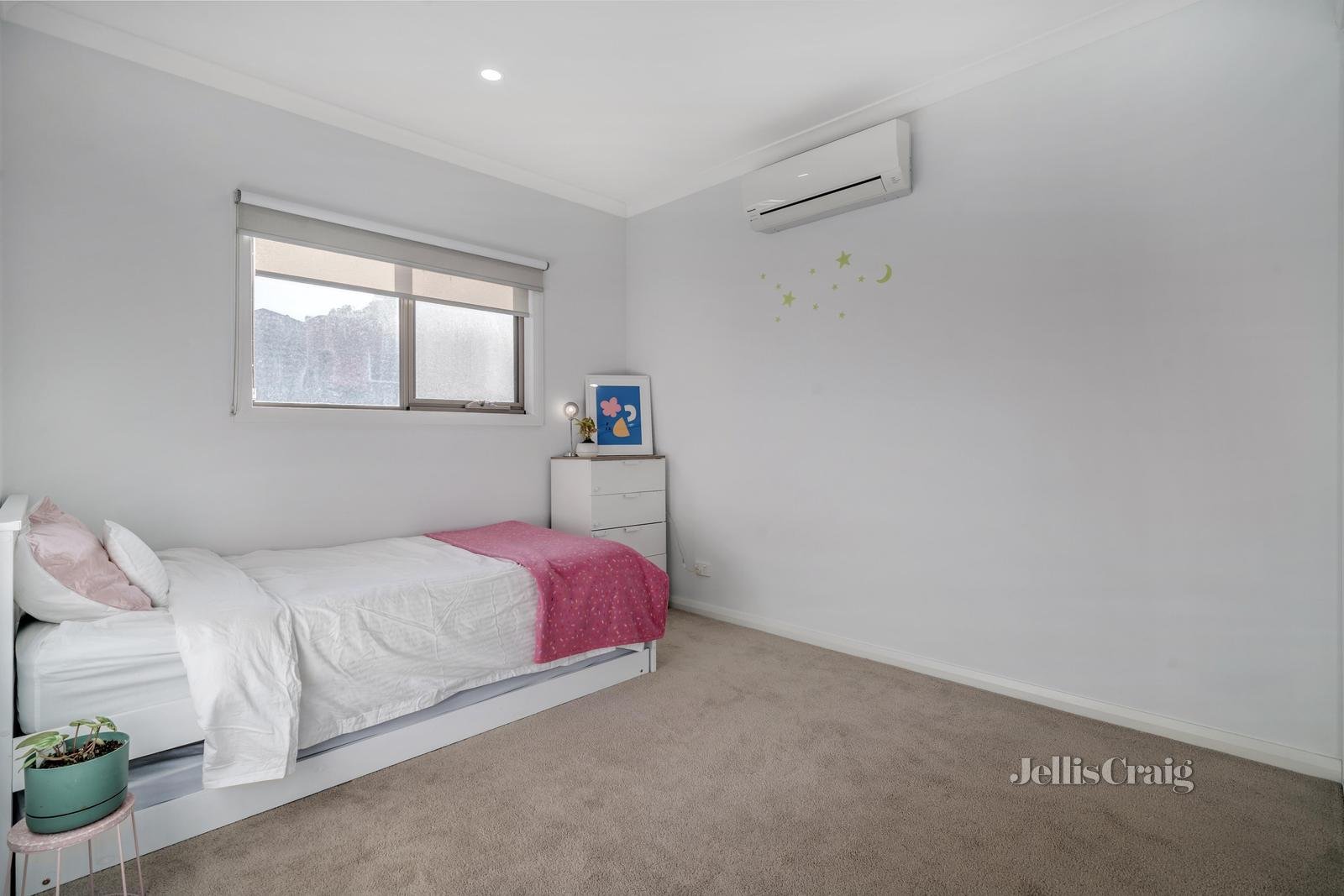22 Herbert Street, Mount Waverley image 10