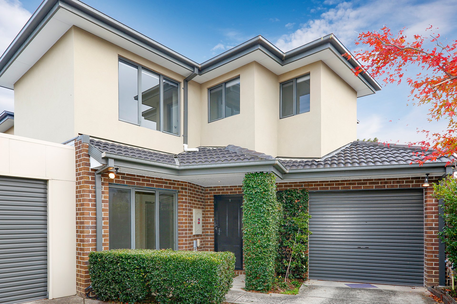 2/2 Hillside Crescent, Blackburn image 1