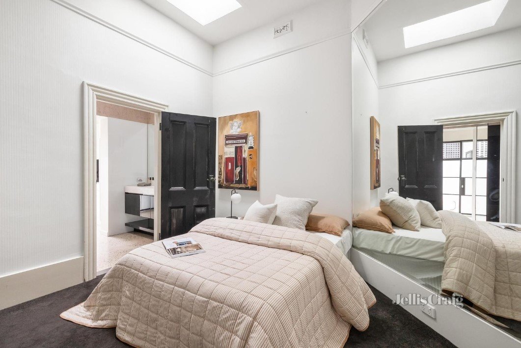 22 Hope St, South Yarra image 6
