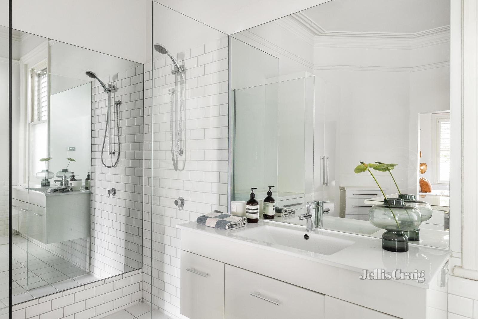22 Hope Street, South Yarra image 9