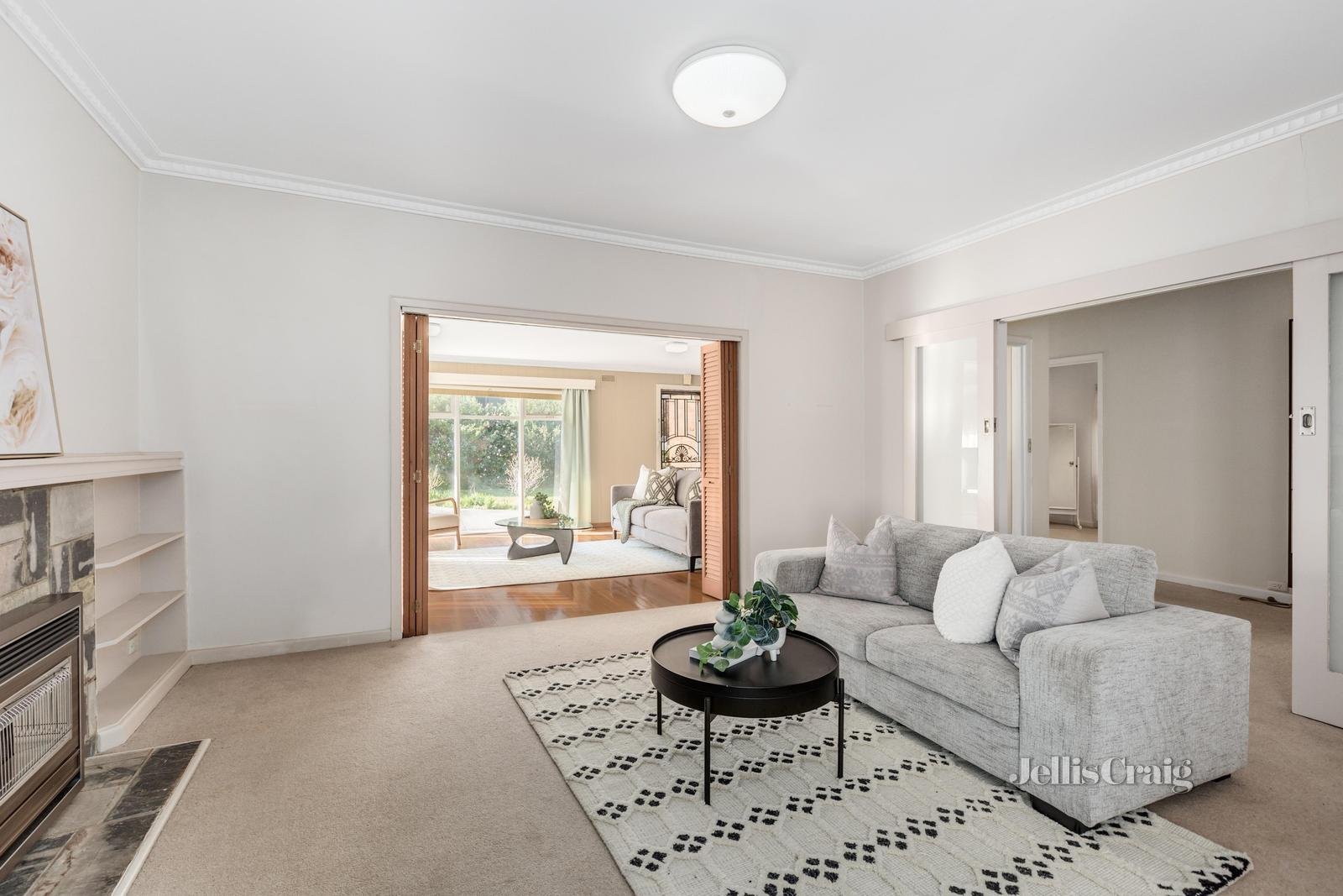 22 Jackson Street, Forest Hill image 3