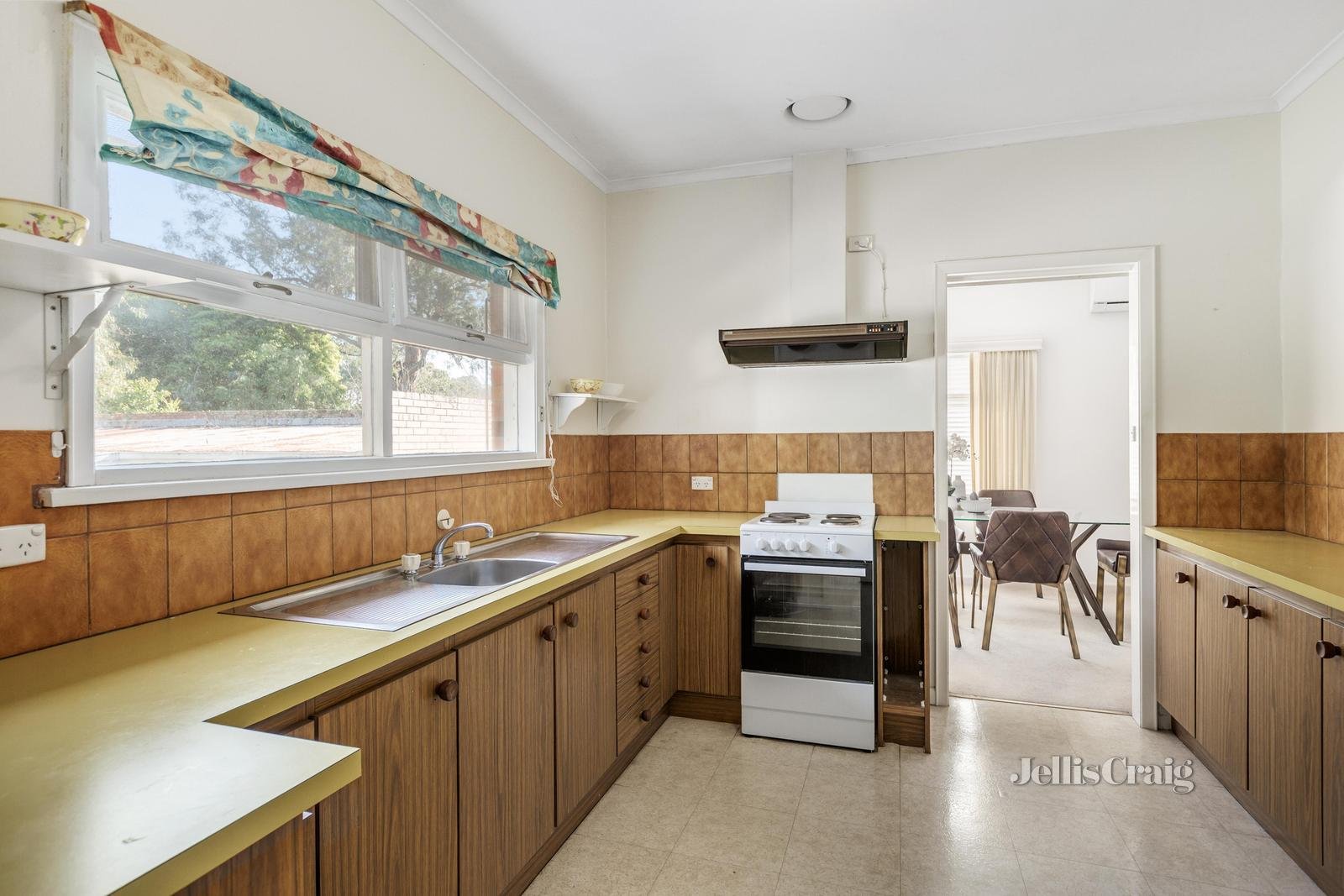 22 Jackson Street, Forest Hill image 4