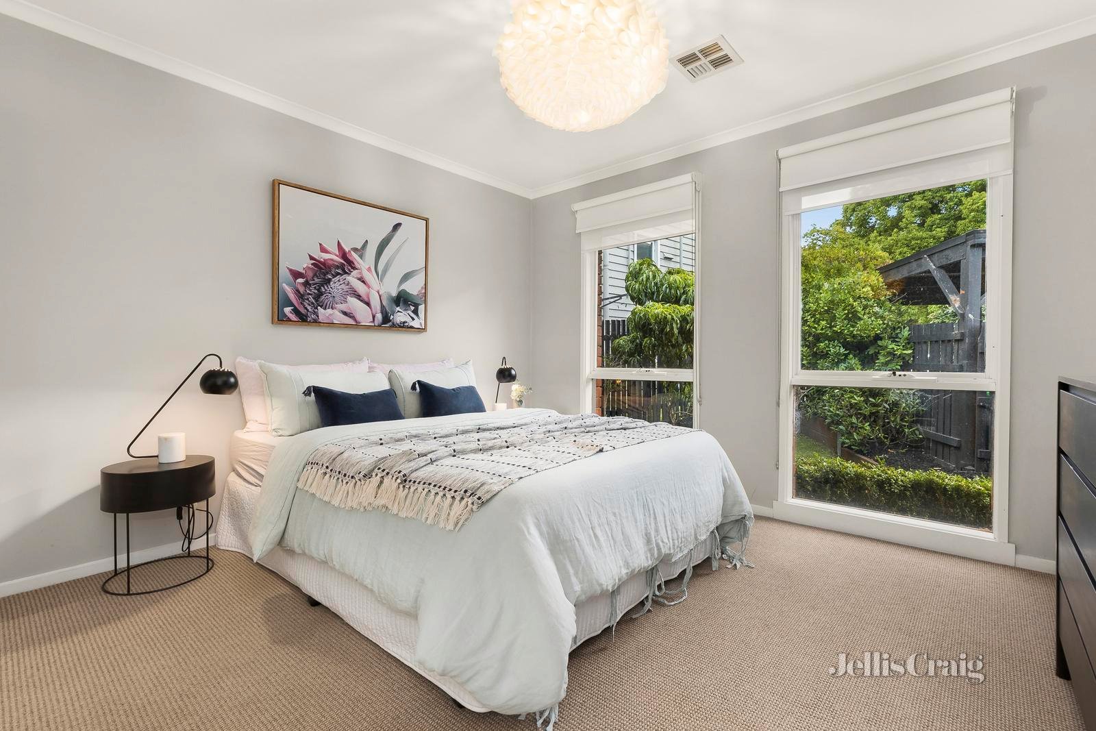 2/2 Jickell Avenue, Glen Iris image 7