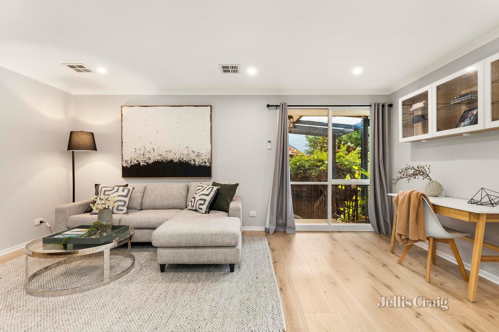 2/2 Jickell Avenue, Glen Iris image 9