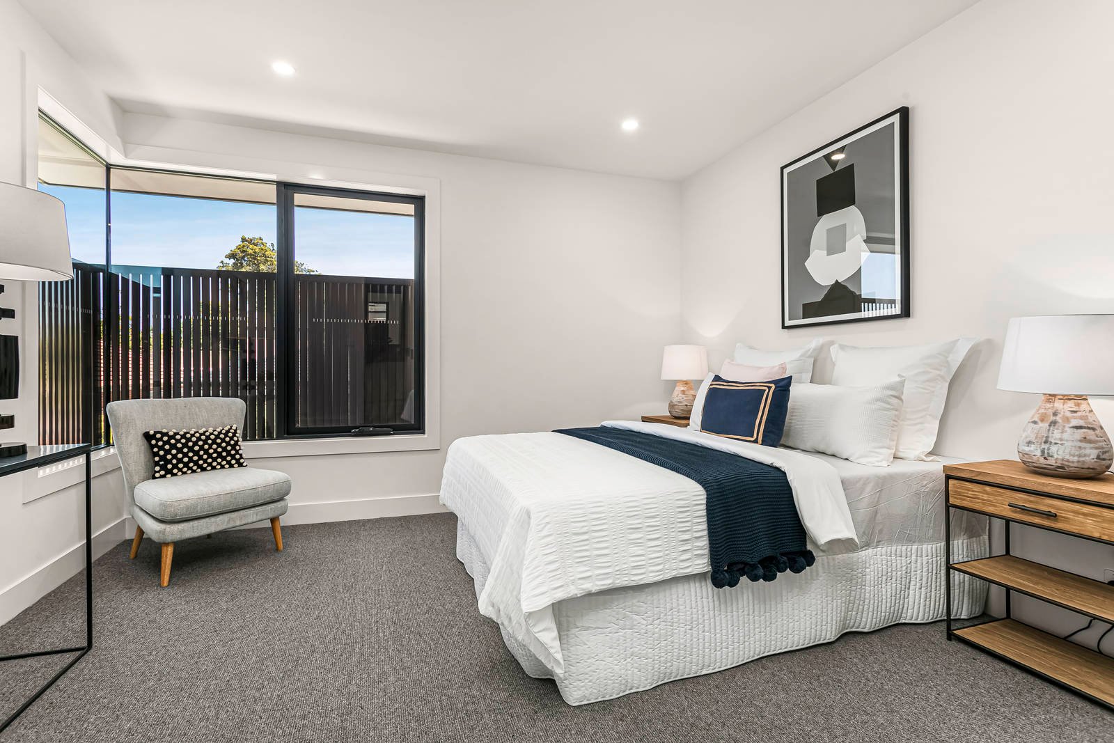 Property Gallery Thumbnail 6