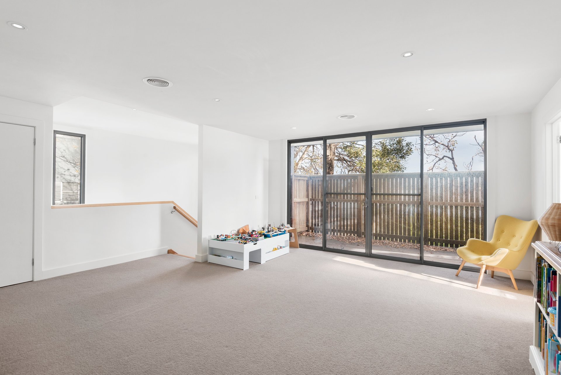 Property Gallery Thumbnail 4