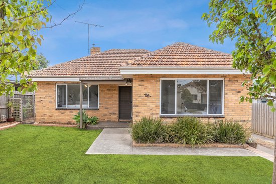 22 June Avenue, Hamlyn Heights