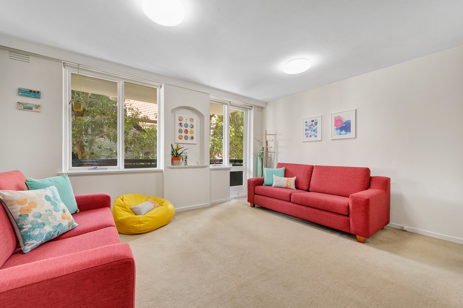 2/2 Karbarook Avenue, Prahran image 2