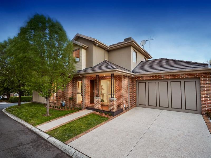 22 Kingswood Rise, Box Hill South image 1