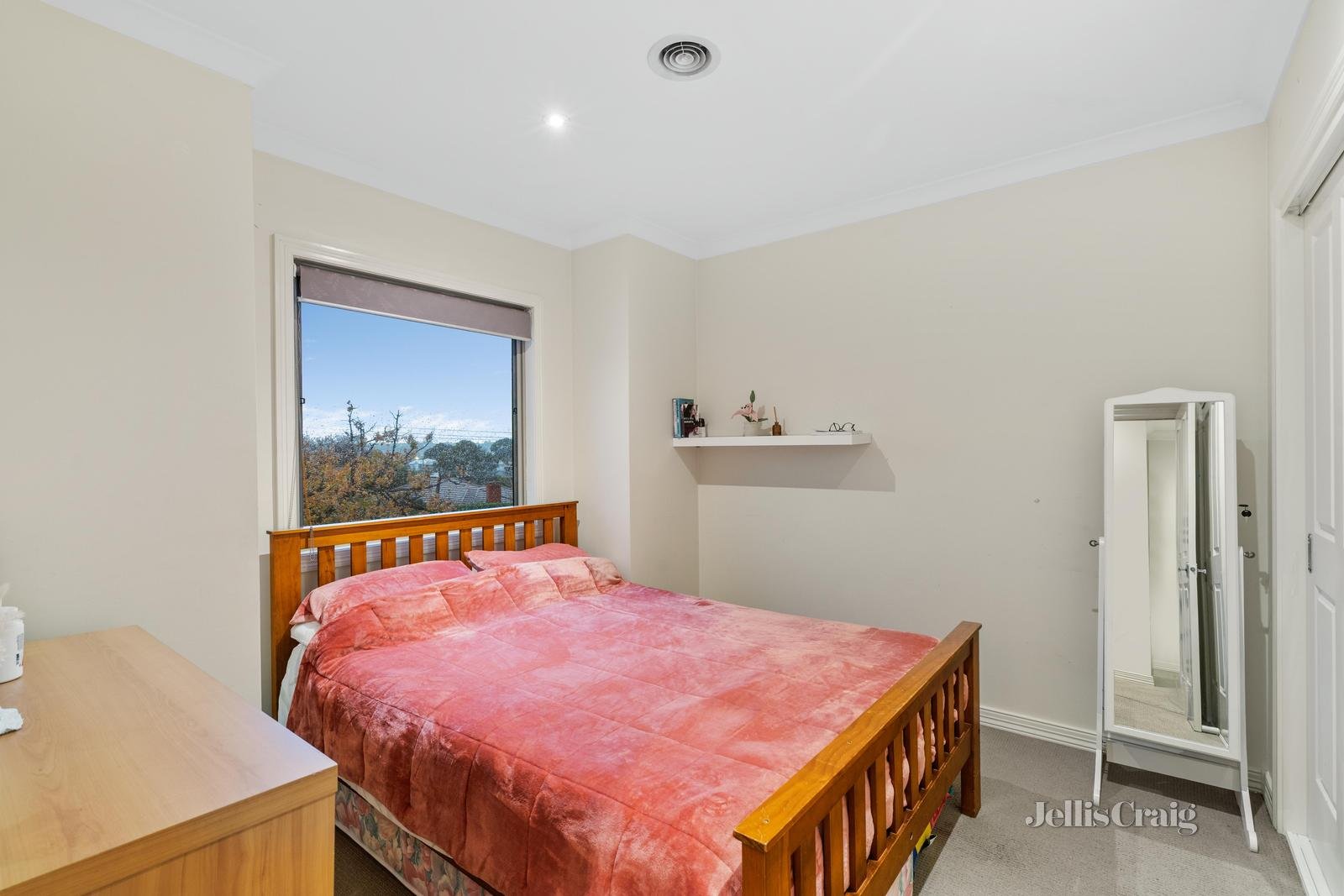 22 Kingswood Rise, Box Hill South image 13