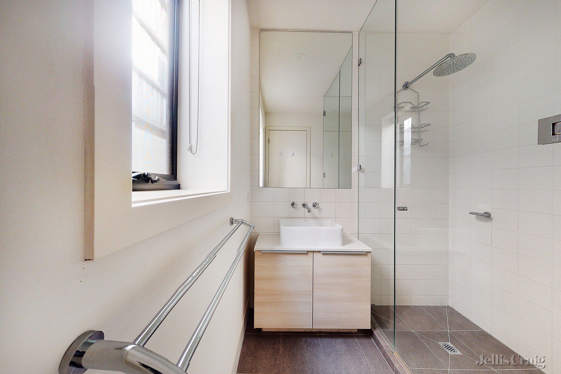 22 Lakeside Crescent, Keilor East image 11