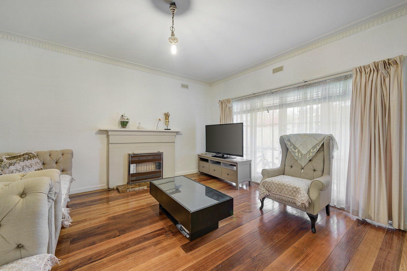 22 Lansdown Street, Balwyn North image 7