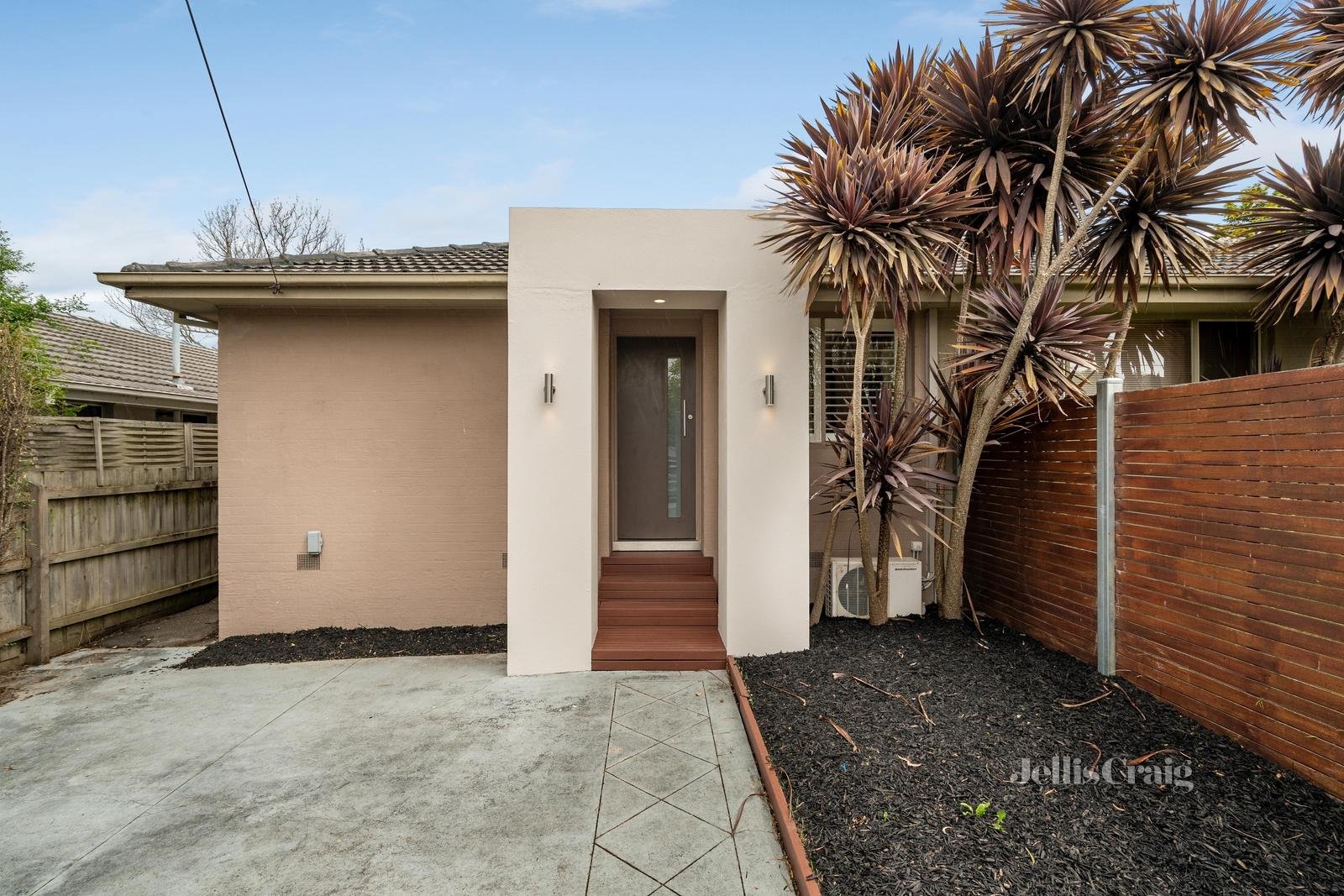 2/2 Lasiandra Avenue, Nunawading image 1