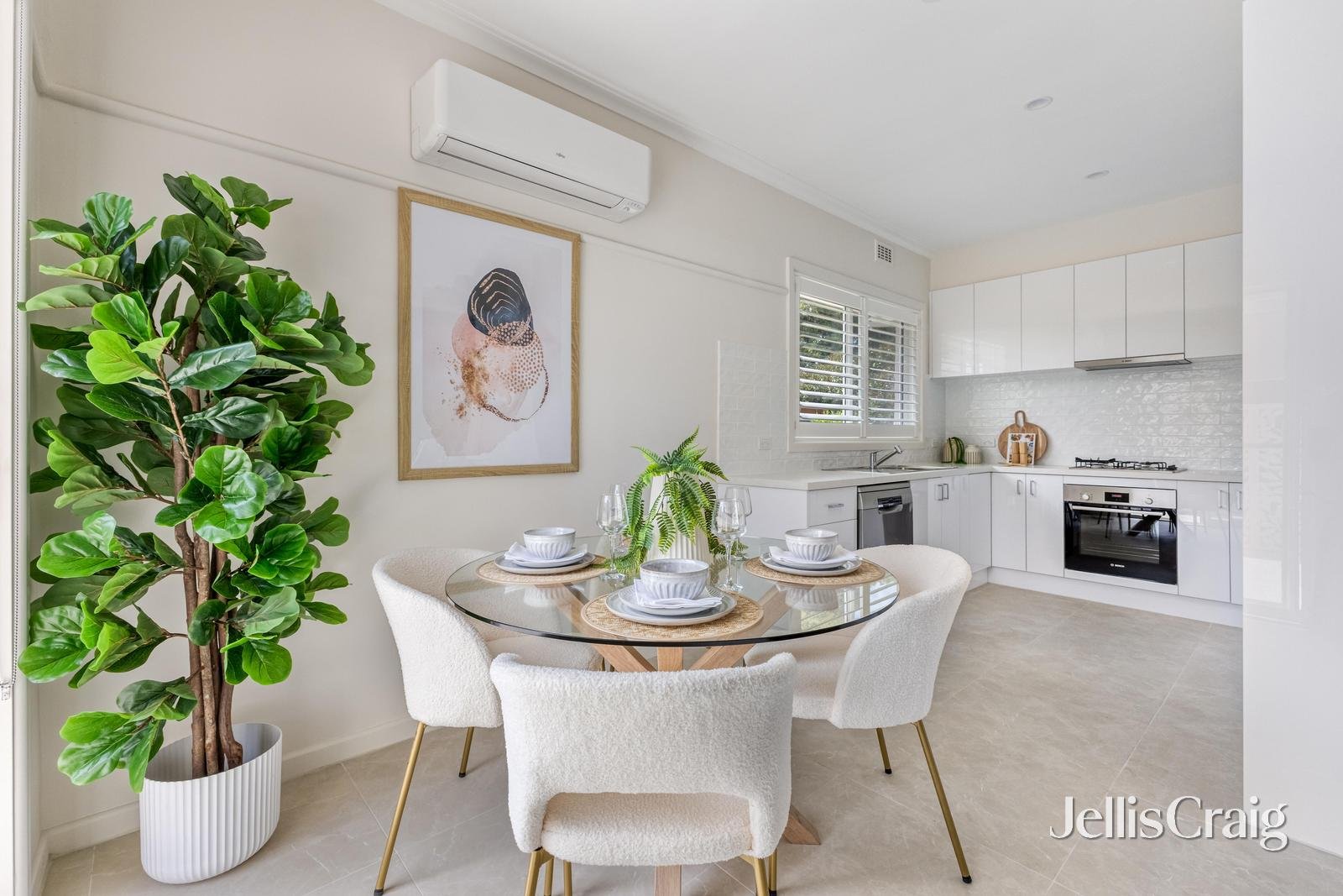 22 Latrobe Street, Newport image 4