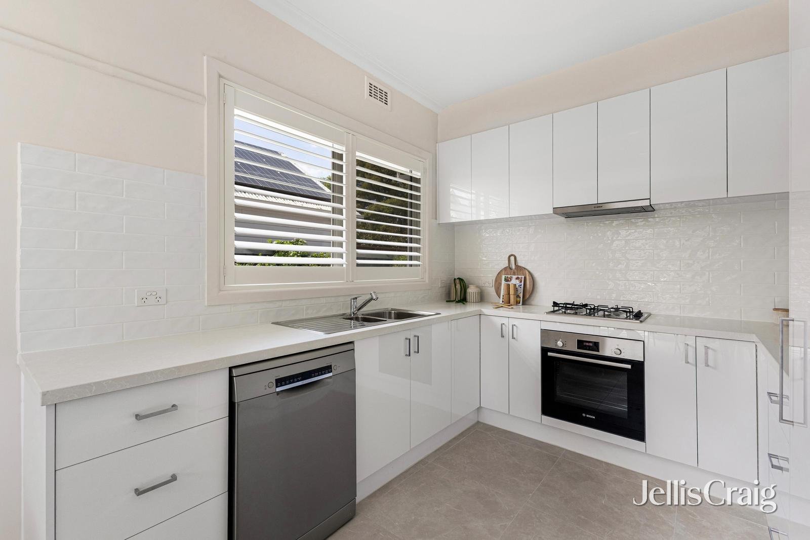 22 Latrobe Street, Newport image 7