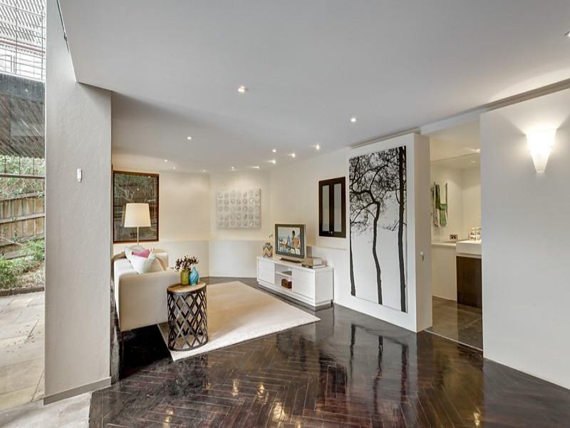22 Laver Street, Kew image 8