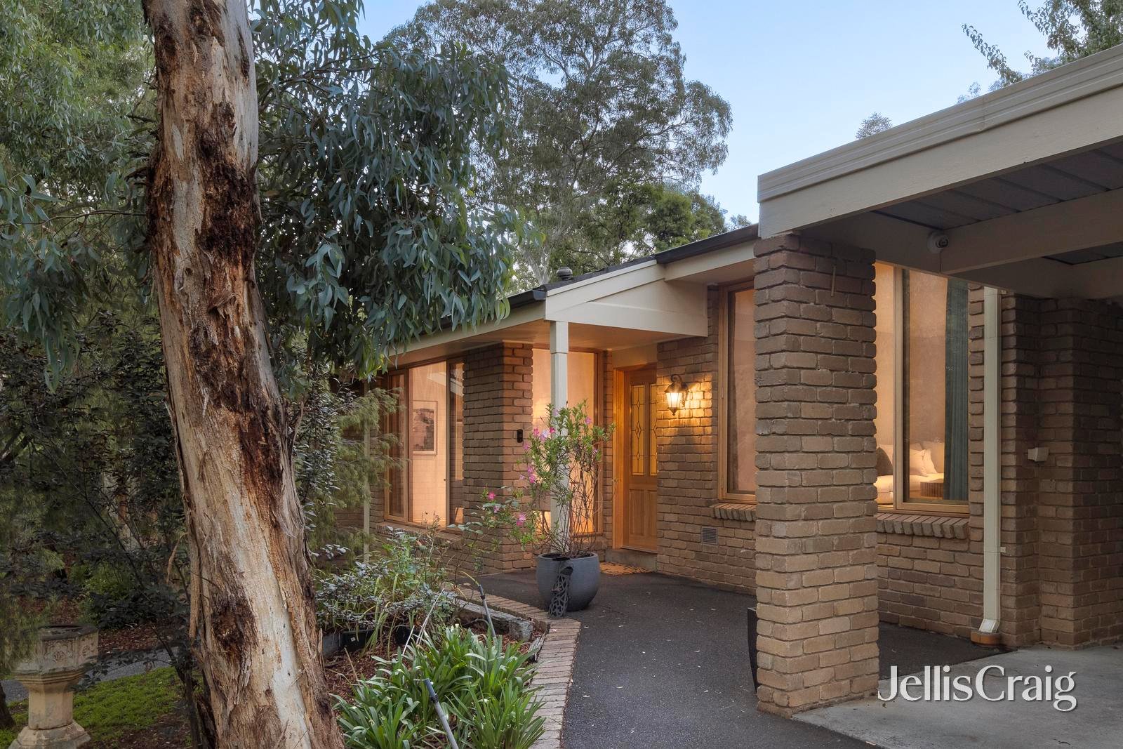 22 Lilicur Road, Montmorency image 2