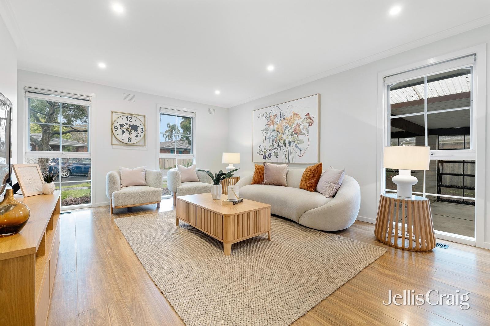 22 Lincoln Street, Burwood&nbsp;East image 3