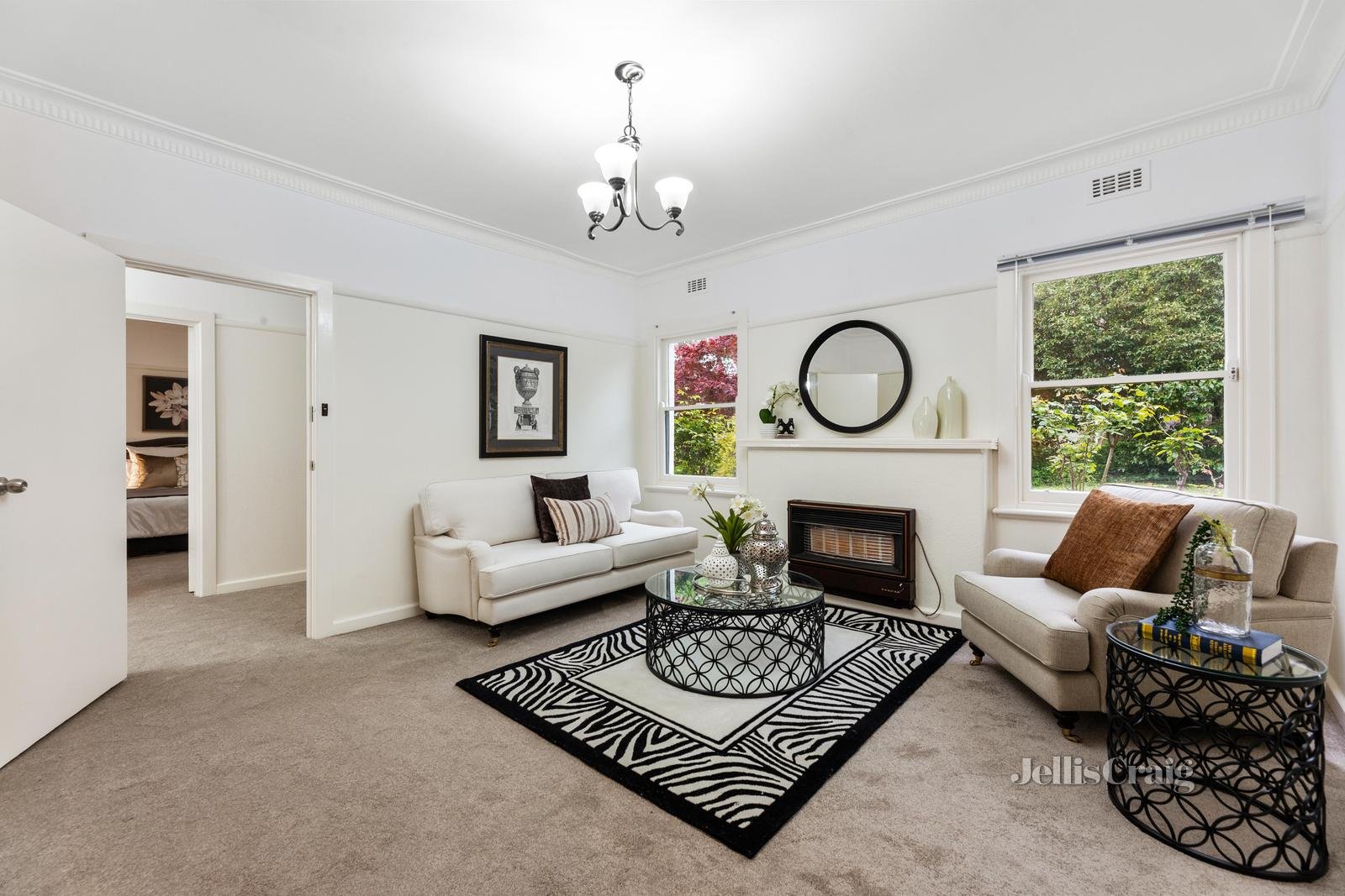 22 Linlithgow Street, Mitcham image 2