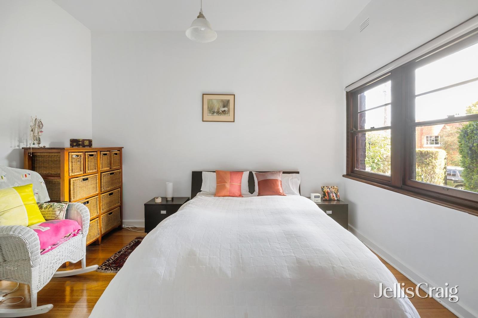 2/2 Linton Court, Hawthorn East image 5