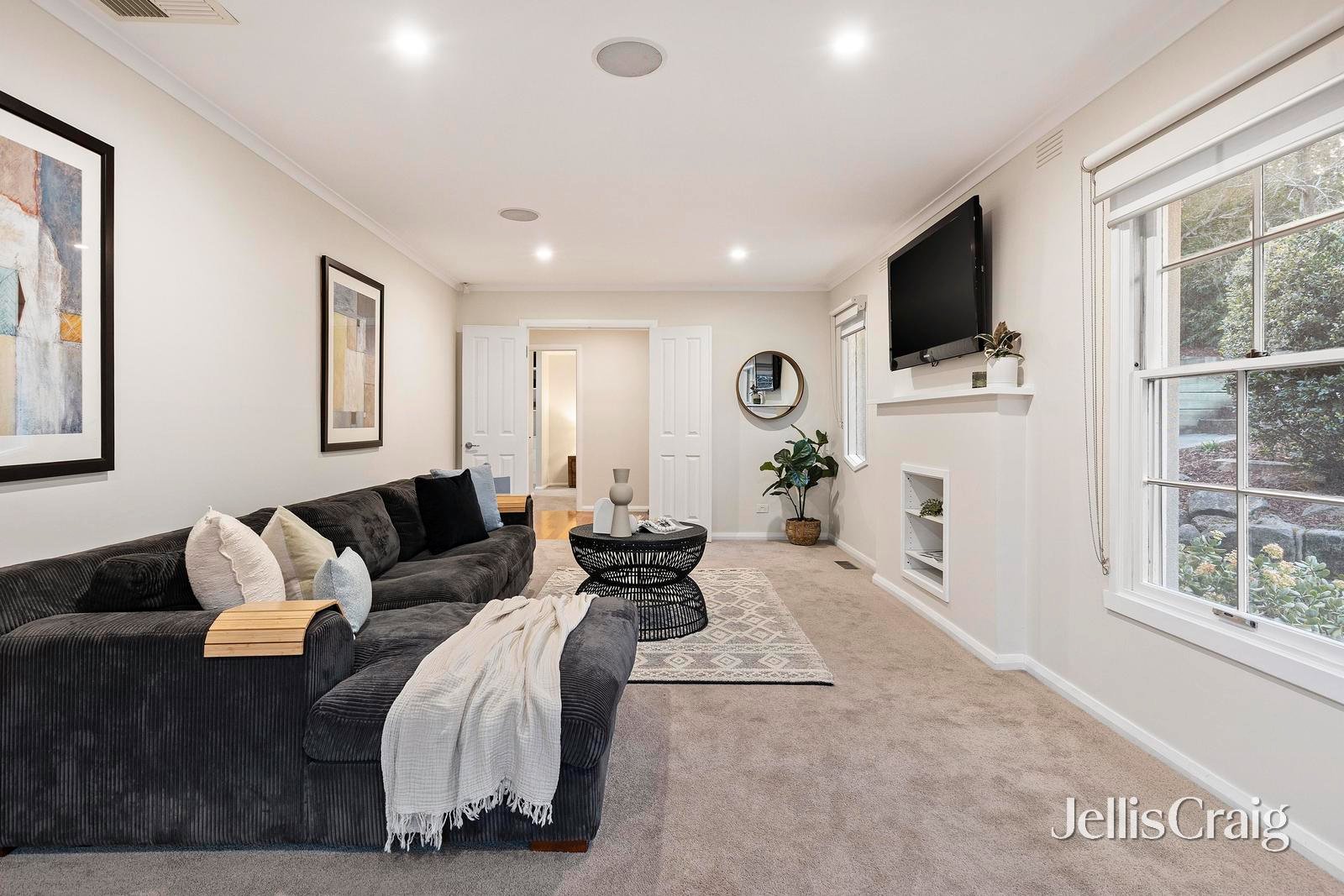 22 Long View Road, Croydon South image 6